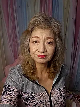 Snapshot of URAN429 chatting on 02-04-26, 06:14 URAN429 online show from 02-04-26, 06:14