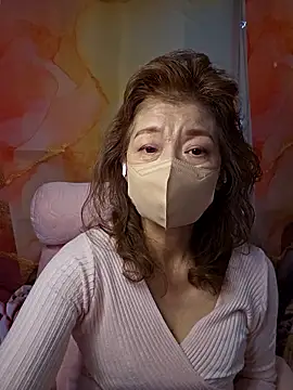 Snapshot of URAN429 chatting on 02-20-26, 05:48 URAN429 online show from 02-20-26, 05:48