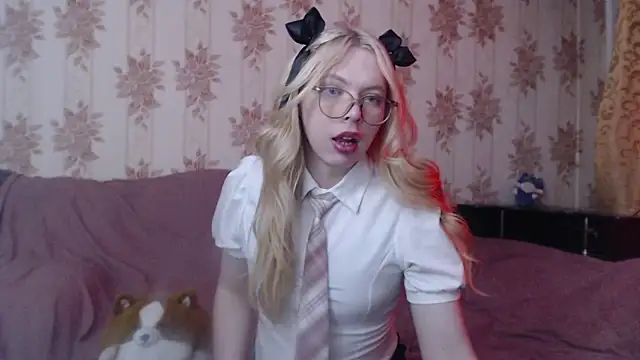 Cutie Bambi online show from 02-05-26, 11:04