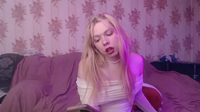 Cutie Bambi online show from 02-10-26, 11:03