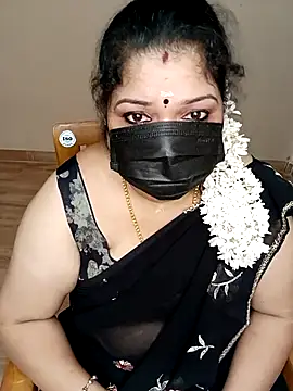 Snapshot of silk_rose05 chatting on 02-28-26, 05:36 silk rose05 online show from 02-28-26, 05:36