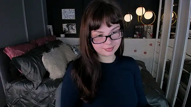 Snapshot of Maykinkya chatting on 02-27-26, 03:01 Maykinkya online show from 02-27-26, 03:01