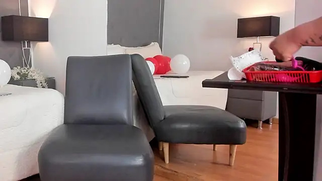 Oliviia williams online show from 02-16-26, 11:28