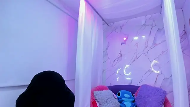 Bella Miller1  online show from 04-01-26, 03:42