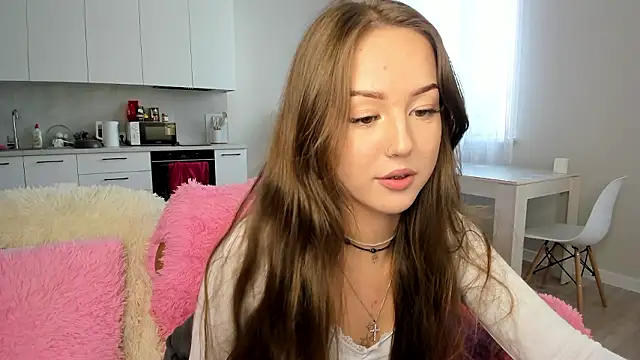 Snapshot of G0od_girl chatting on 02-25-26, 08:35 G0od girl online show from 02-25-26, 08:35