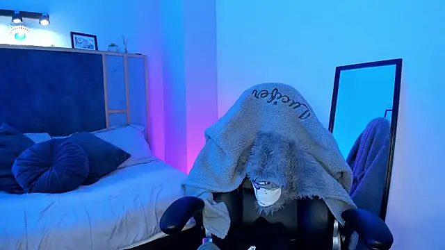 Snapshot of Luna_tagliaferri chatting on 02-11-26, 01:38 Luna tagliaferri online show from 02-11-26, 01:38