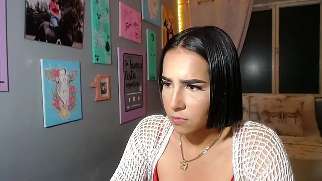 Snapshot of Evelyn_lovers_ chatting on 02-23-26, 11:57 Evelyn lovers online show from 02-23-26, 11:57