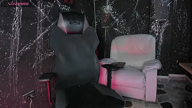 SalvatoreBenford online show from 02-25-26, 08:07