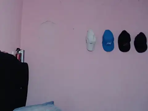 Snapshot of Cronos_Hot_8 chatting on 02-13-26, 12:45 Cronos Hot 8 online show from 02-13-26, 12:45