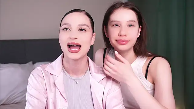 ZofiaSoshnik online show from 02-14-26, 07:05