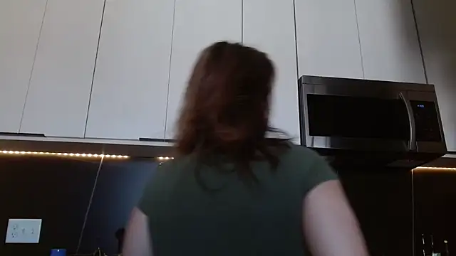 HazelSkyesChat online show from 03-09-26, 05:50