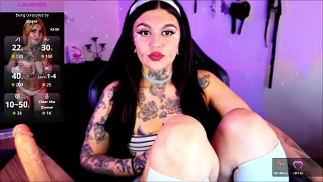 Zoeee 001 online show from 03-29-26, 12:49