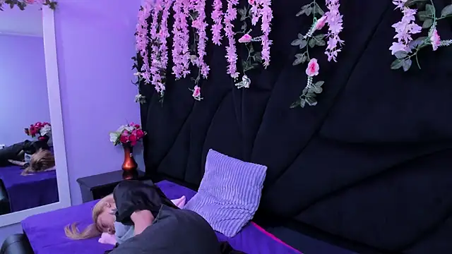 Snapshot of Dakota_Angell_ chatting on 02-15-26, 07:51 Dakota Angell online show from 02-15-26, 07:51