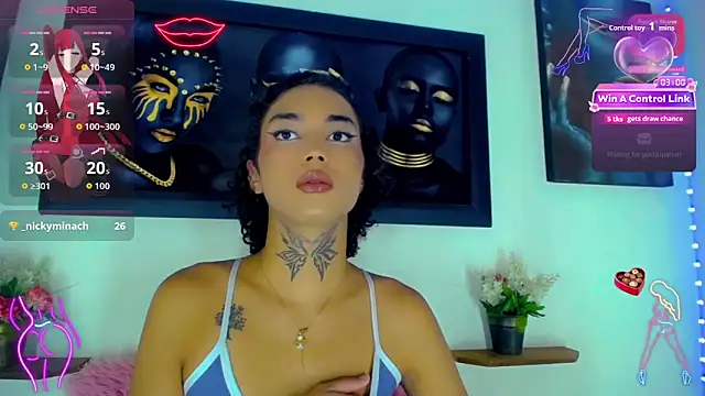 Snapshot of Darianna_Atehortua chatting on 02-07-26, 05:00 Darianna Atehortua online show from 02-07-26, 05:00