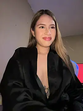 Snapshot of romyamo chatting on 04-25-26, 02:03 romyamo online show from 04-25-26, 02:03