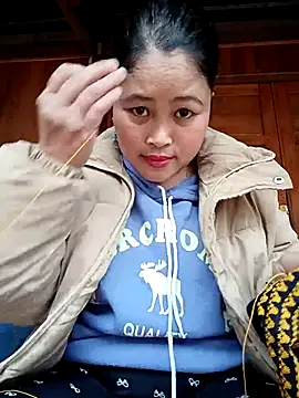 Snapshot of Mayly_Sweet chatting on 02-10-26, 02:59 Mayly Sweet online show from 02-10-26, 02:59