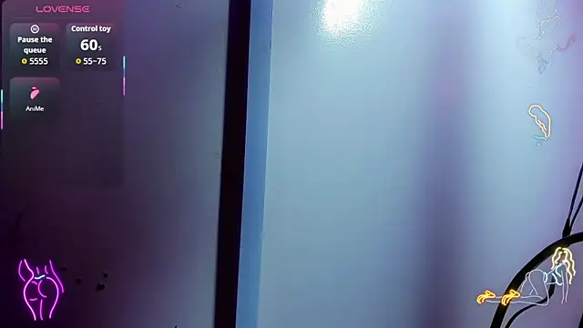 Snapshot of Karol_Vanessa__ chatting on 03-01-26, 03:19 Karol Vanessa online show from 03-01-26, 03:19