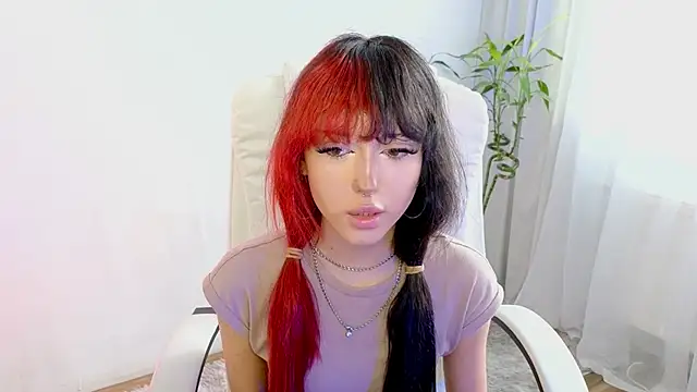 Snapshot of __Amiraa chatting on 02-21-26, 10:27 Amiraa online show from 02-21-26, 10:27