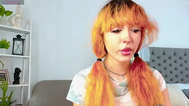   Amiraa online show from 04-18-26, 12:09