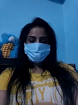 Snapshot of Niharika450 chatting on 02-16-26, 04:36 Niharika450 online show from 02-16-26, 04:36