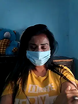 Snapshot of Niharika450 chatting on 02-17-26, 04:42 Niharika450 online show from 02-17-26, 04:42