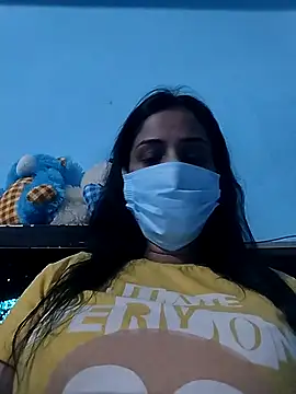 Snapshot of Niharika450 chatting on 02-17-26, 05:19 Niharika450 online show from 02-17-26, 05:19