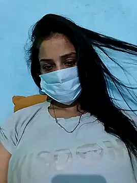 Snapshot of Niharika450 chatting on 03-02-26, 04:25 Niharika450 online show from 03-02-26, 04:25