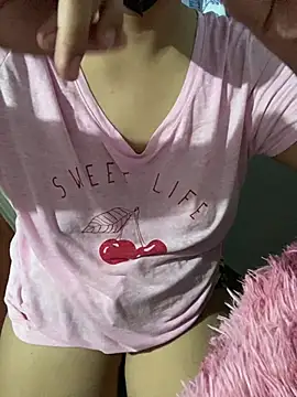 Snapshot of Amber1225 chatting on 02-23-26, 08:39 Amber1225 online show from 02-23-26, 08:39