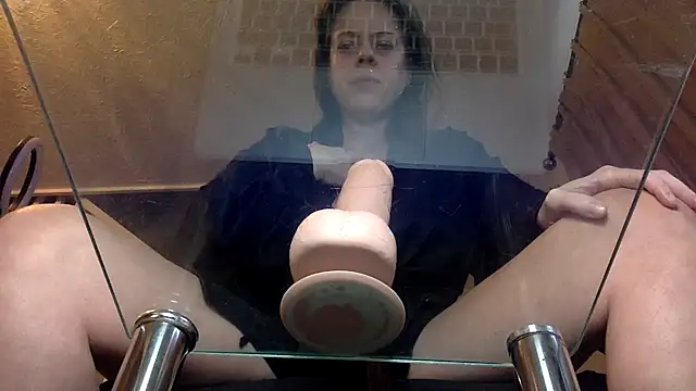 Snapshot of ElizabethArden42- chatting on 02-13-26, 08:21 ElizabethArden42- online show from 02-13-26, 08:21