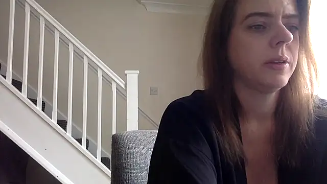 Snapshot of ElizabethArden42- chatting on 02-19-26, 01:07 ElizabethArden42- online show from 02-19-26, 01:07