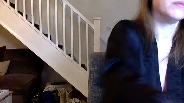 Snapshot of ElizabethArden42- chatting on 02-25-26, 07:12 ElizabethArden42- online show from 02-25-26, 07:12