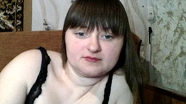 Snapshot of LuckyLust15 chatting on 03-01-26, 08:44 LuckyLust15 online show from 03-01-26, 08:44