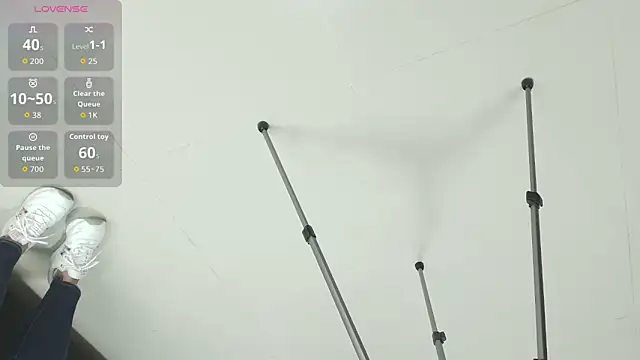 Karla 94 online show from 02-15-26, 11:41