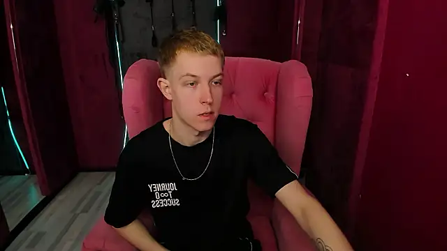 Snapshot of Dylan_Norton chatting on 03-01-26, 10:28 Dylan Norton online show from 03-01-26, 10:28