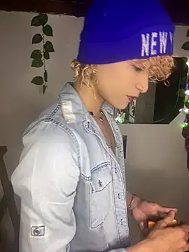 Snapshot of lucke_collins22 chatting on 02-12-26, 07:03 lucke collins22 online show from 02-12-26, 07:03