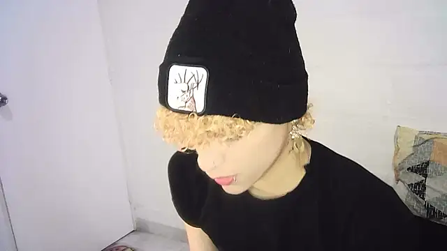 Snapshot of lucke_collins22 chatting on 03-02-26, 08:10 lucke collins22 online show from 03-02-26, 08:10