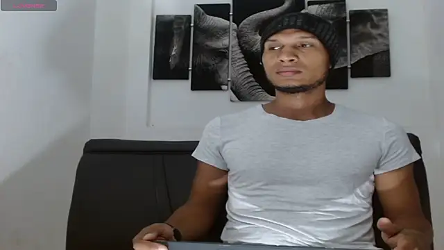 Snapshot of Jeff_Brown77 chatting on 02-19-26, 12:01 Jeff Brown77 online show from 02-19-26, 12:01