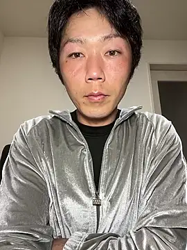 K0U-123 online show from 03-11-26, 01:39