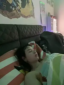 Just-Lilly online show from 04-04-26, 02:03