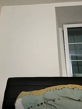 Evie-Moore online show from 03-04-26, 10:16