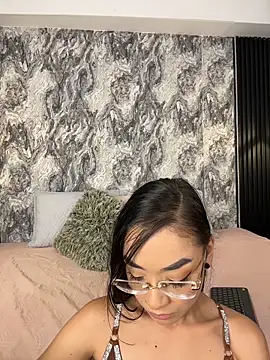 Snapshot of Mialarouse chatting on 02-10-26, 07:40 Mialarouse online show from 02-10-26, 07:40