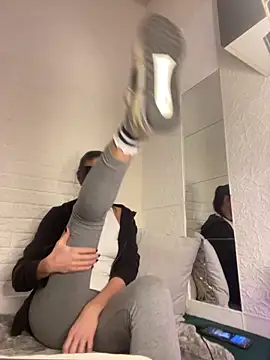 Snapshot of IRISKOSU chatting on 02-01-26, 03:21 IRISKOSU online show from 02-01-26, 03:21