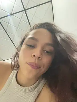 Snapshot of CarolineFyre chatting on 04-28-26, 12:09 CarolineFyre online show from 04-28-26, 12:09