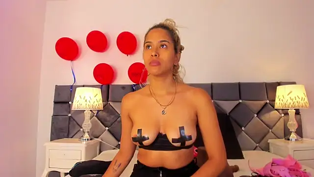 Snapshot of _Giorgiina_ chatting on 02-21-26, 12:17 Giorgiina online show from 02-21-26, 12:17