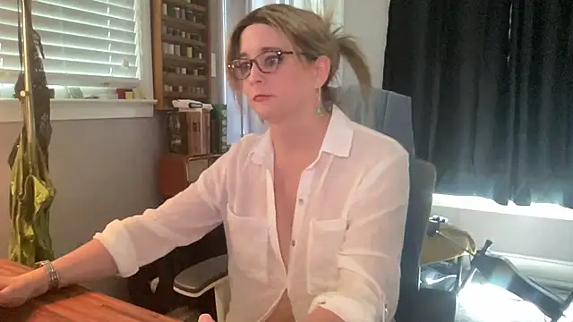 wetrainbows online show from 03-10-26, 04:45