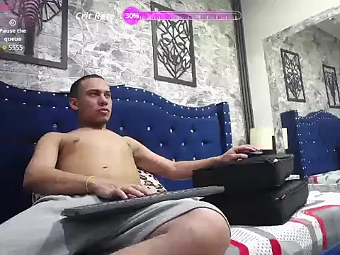 Snapshot of fuck_boy17 chatting on 02-12-26, 03:01 fuck boy17 online show from 02-12-26, 03:01