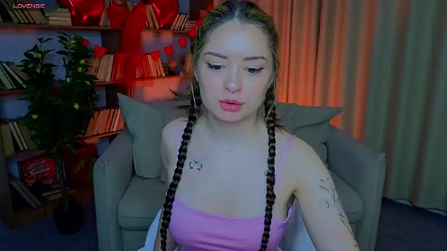 Snapshot of kate__rIna chatting on 02-11-26, 02:16 kate rIna online show from 02-11-26, 02:16