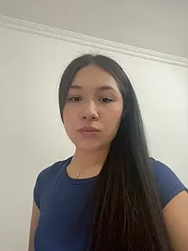 DULCE MARIA EF online show from 02-14-26, 02:03