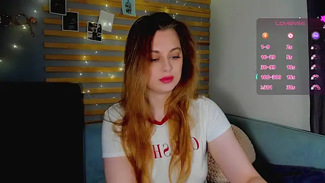 Alice Wanderr online show from 03-19-26, 02:59