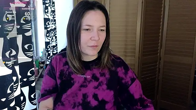 Snapshot of Ozalin_ chatting on 07-14-26, 10:32 Ozalin online show from 07-14-26, 10:32